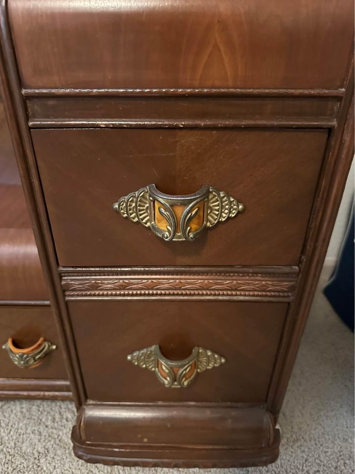 Art Deco Waterfall Vintage 3 piece bedroom set