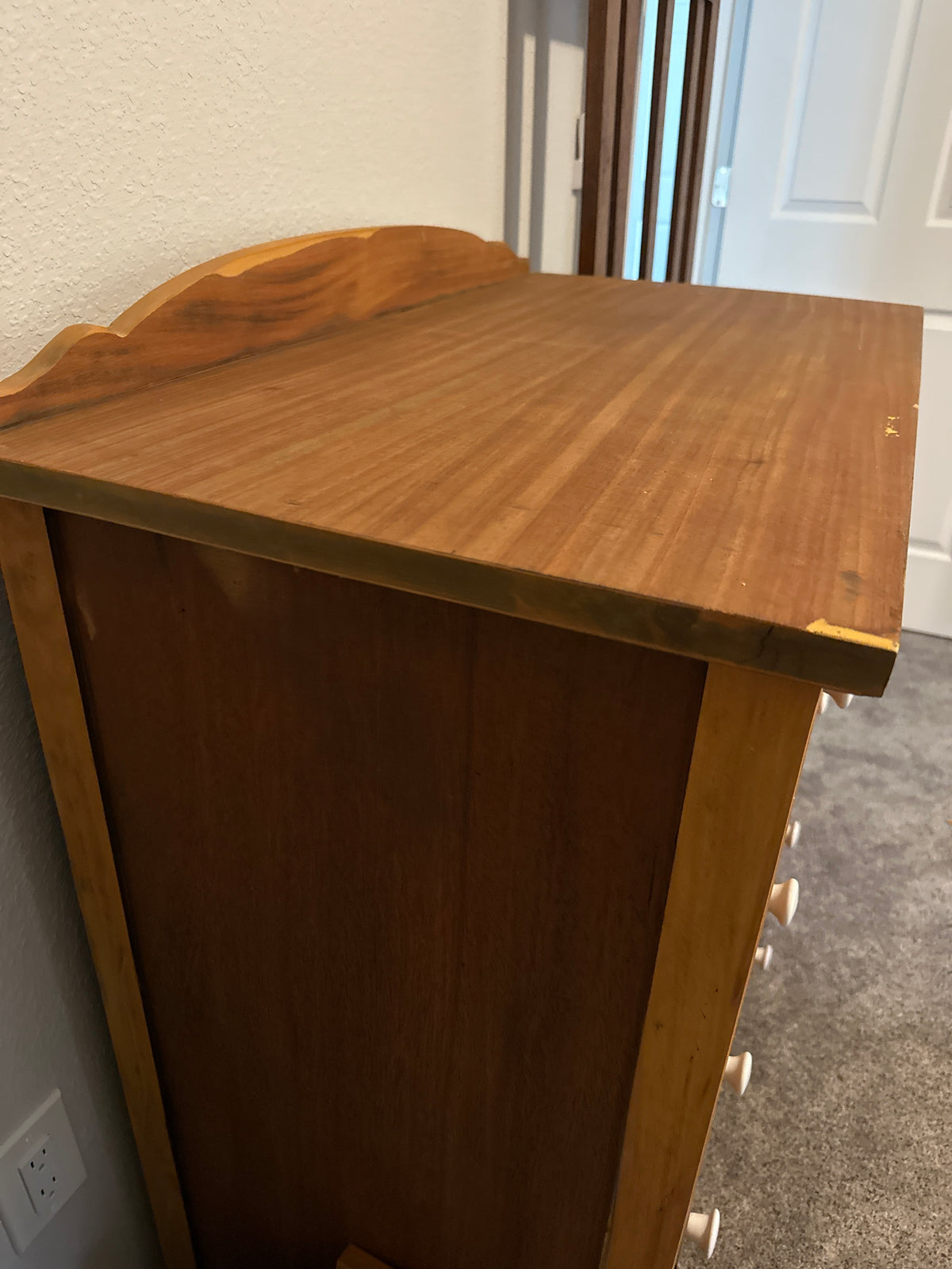 Vintage Chest of drawers dresser