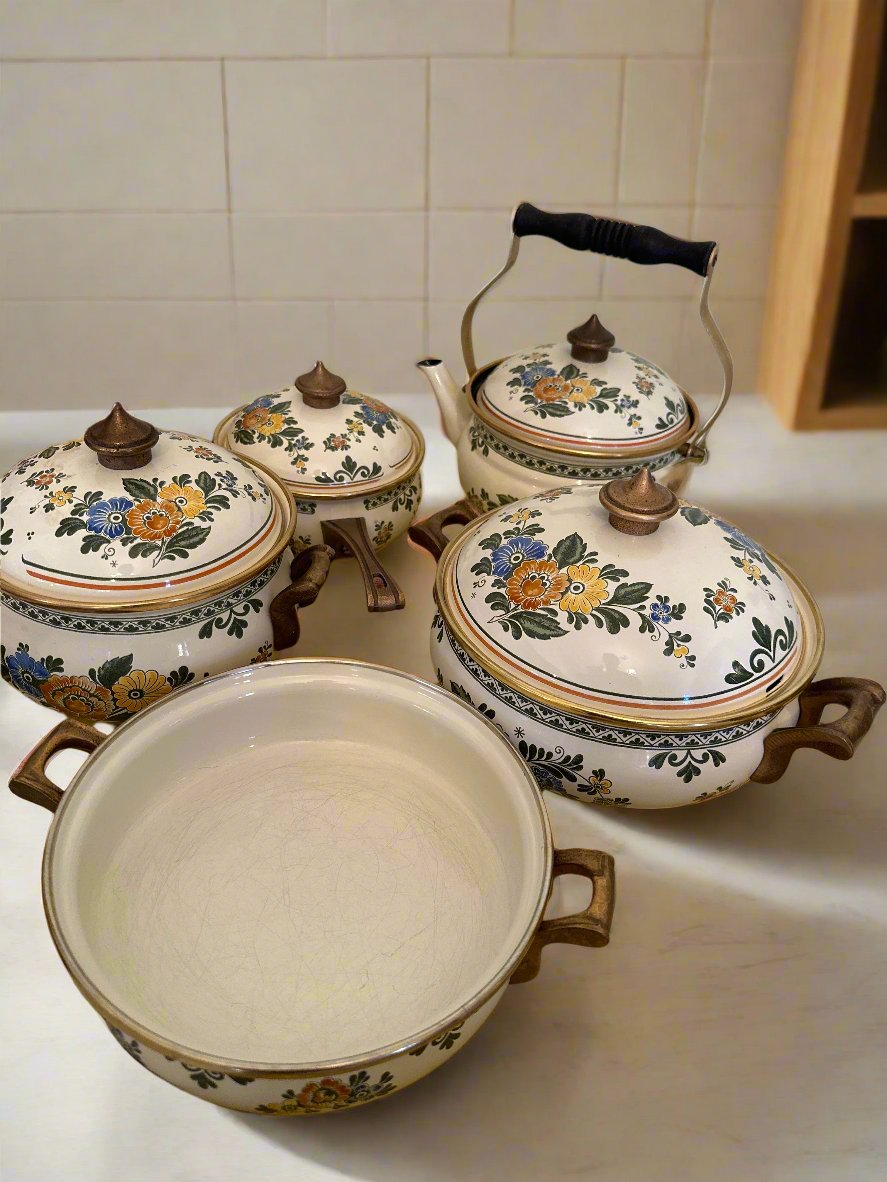 Vintage Asta Enamel Cooking Set