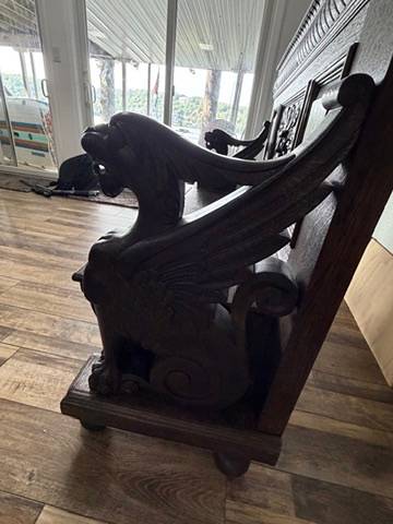 Antique Renaissance Revival Carved Wood Griffin/Lion Hall Bench Settle with Storage