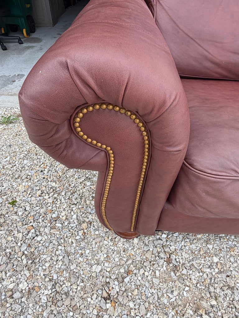 Rolled Arm Loveseat with Nailhead Trim