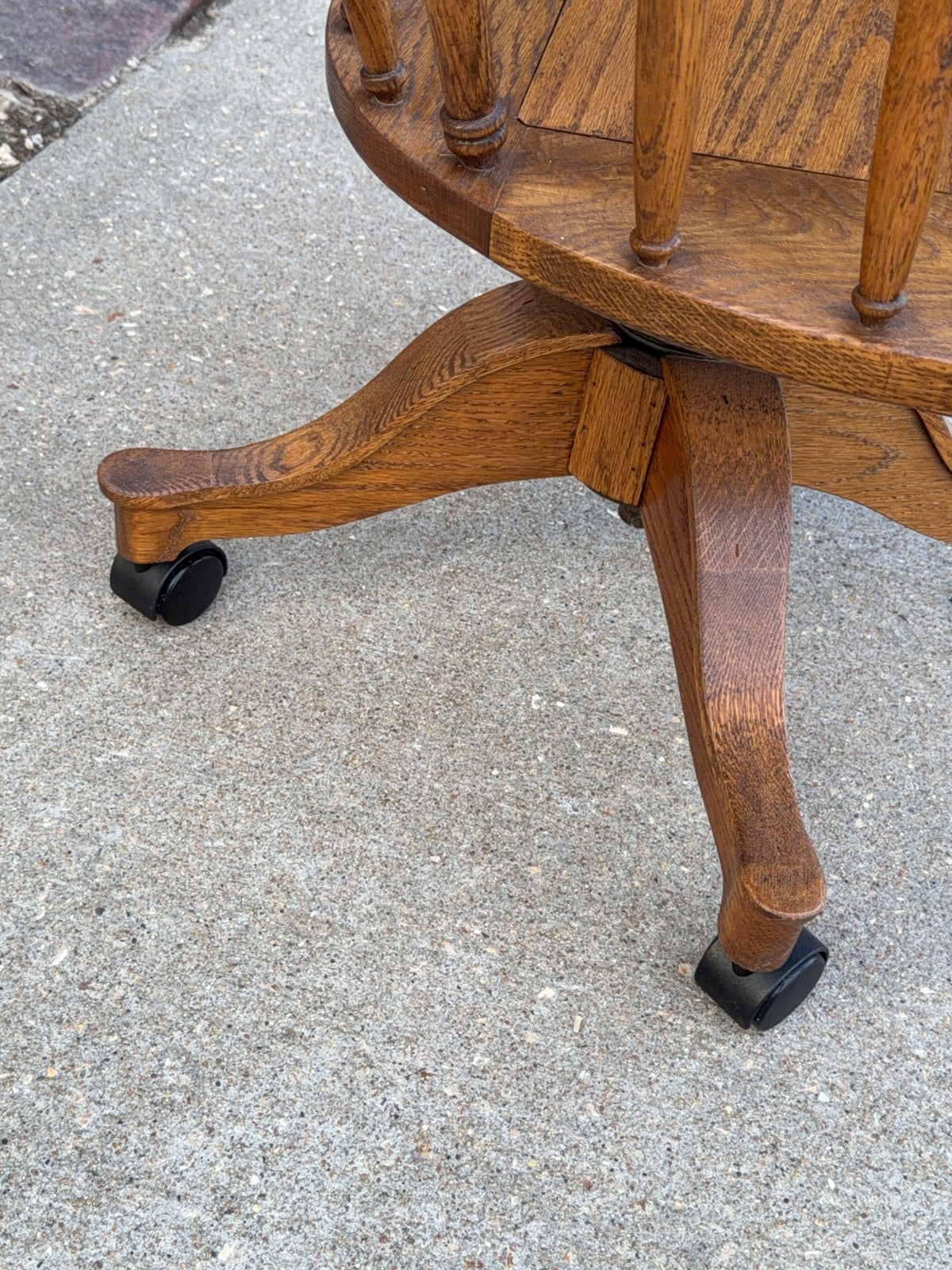 Oak Swivel Windsor-Style Office Chair On Casters #2