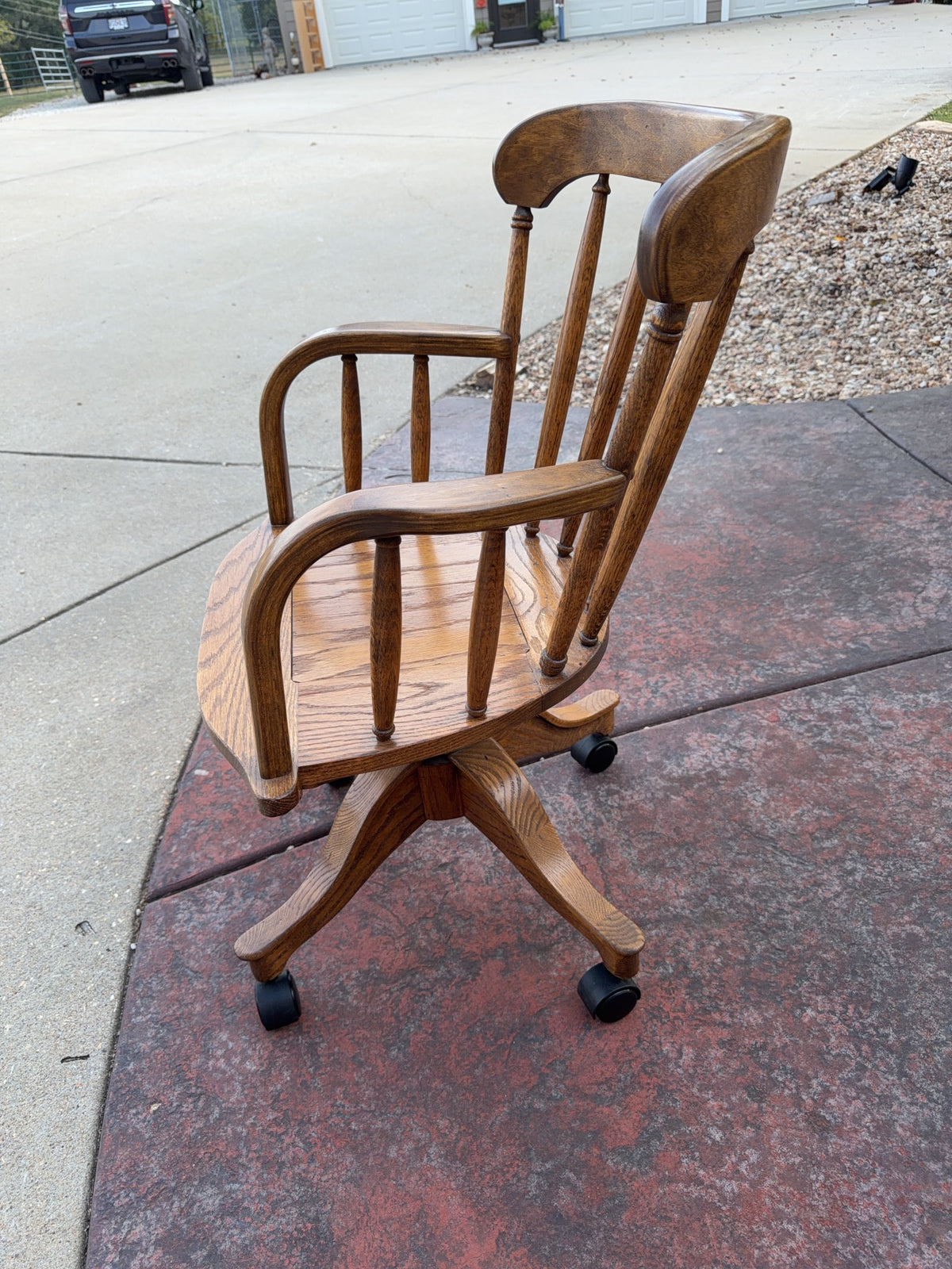 Oak Swivel Windsor-Style Office Chair On Casters #1