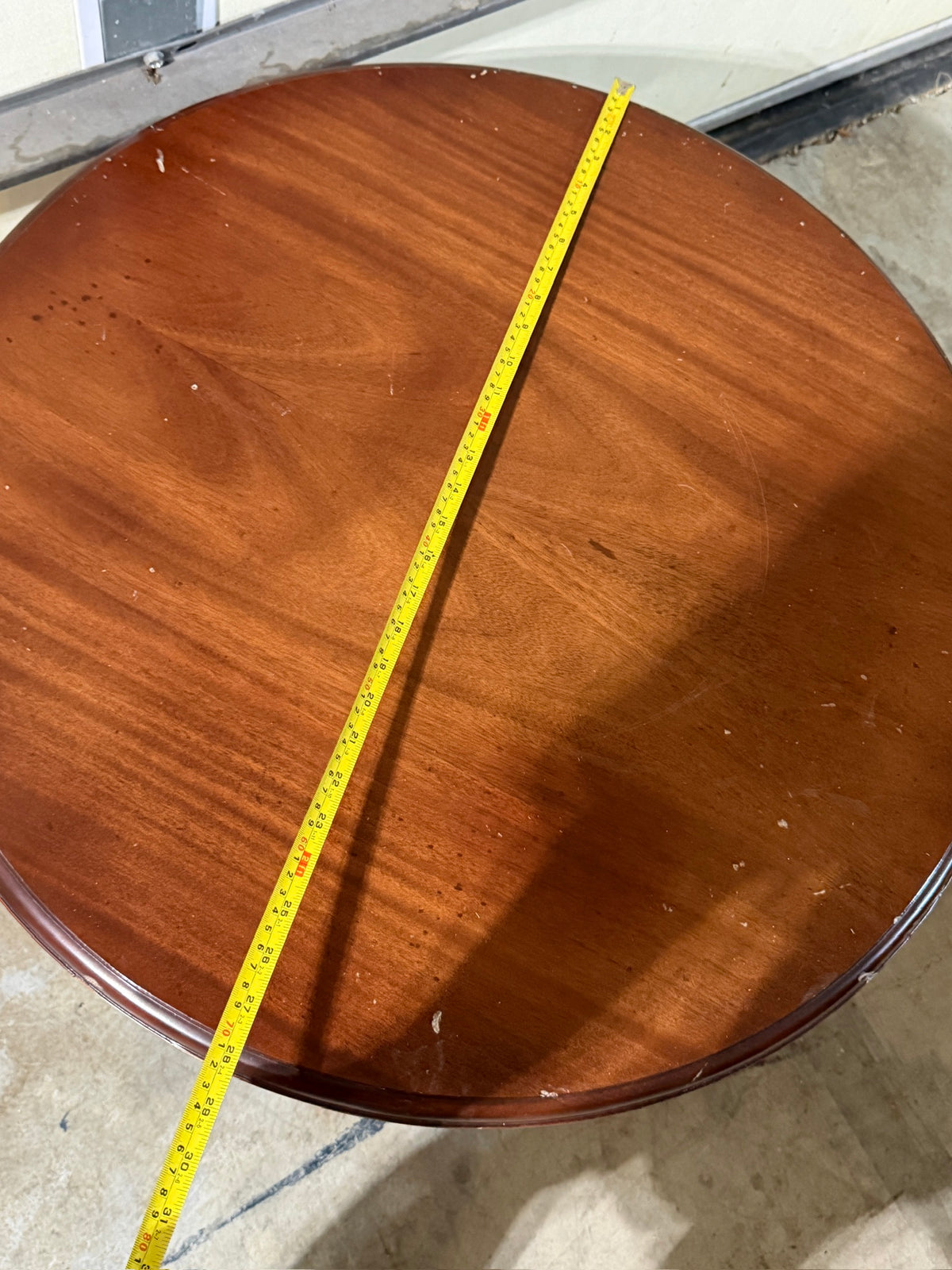 Round Wood Pedestal End/Side Short Table with Carved Base