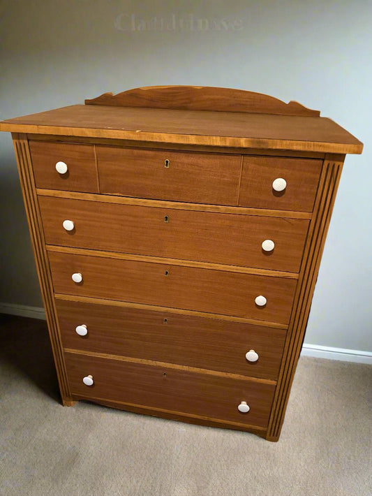 Vintage Chest of drawers dresser