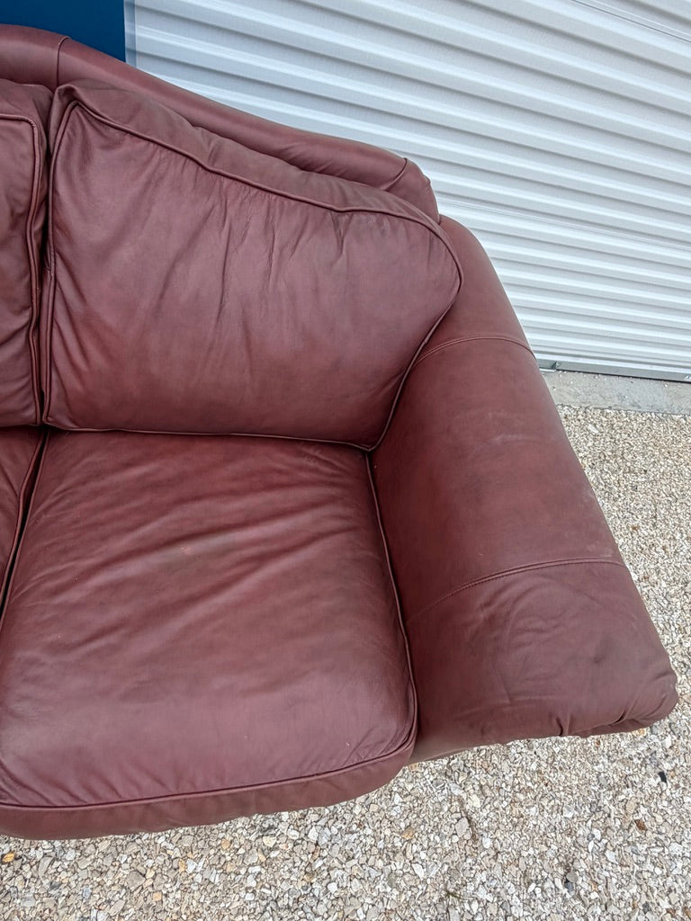 Rolled Arm Loveseat with Nailhead Trim